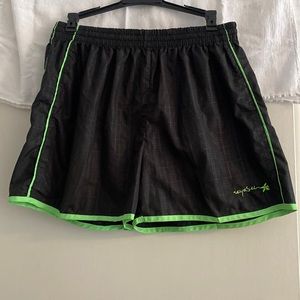 Shorts, Raya Sun missy size XL. Black with green piping.